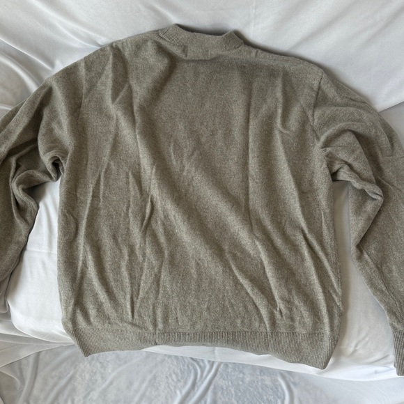 Cashmere Sweater - Picture 3 of 4